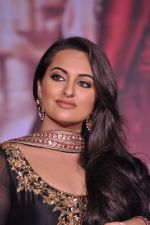 Sonakshi Sinha at the First look & trailer launch of Once Upon A Time In Mumbaai Again in Filmcity, Mumbai on 29th May 2013 (10).JPG